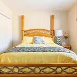 Spacious House With Hot Tub Spa, To Enjoy Red Rock View, Near Amitabha Stupa, And Trails