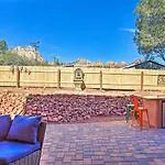 Tranquil Sedona Home With Fireplace And Hot Tub!
