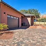Tranquil Sedona Home With Fireplace And Hot Tub!