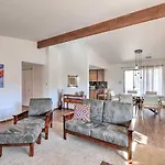 Sedona Retreat With Fire Pit, Near Hiking Trails