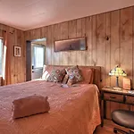 Sedona Studio At Thunder Mountain