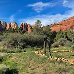 Peaceful Sedona Home Red Rock Views And Patio!