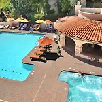 Los Abrigados Resort And Spa