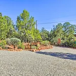 Bright Sedona Home With Deck And Mountain Views!