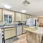 Sedona Stardust Hideaway With Patio And Mtn Views!