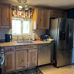 Serene 2 Bedroom! Walk To Trails! Red Rock Mountain Views!