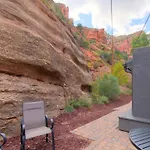 Destination Oak Creek 5 Apts