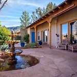 Adobe Hacienda- Sedona Suite Apts