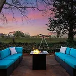 Adobe Hacienda - Vaquero Suite Apts