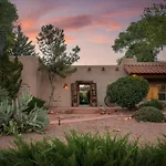 Adobe Hacienda - Anasazi Suite Apts