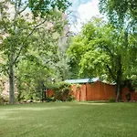 Destination Oak Creek 10 Apts
