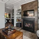 Desert Poppy Villa- Romantic Getaway
