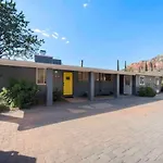 Heart Of Uptown Sedona With Epic Views Hottub Trails
