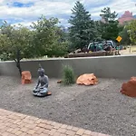 Sedona Uptown Gem! Wow! Views!! New! Barrel Sauna!!! Close To Trails, Walk To Uptown Sedona, Restaurants And Shopping