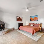 Uptown Walk Out Basement With Ultimate Views And Hot Tub