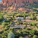 Chapel Vista Main House Red Rock Views And Hot Tub