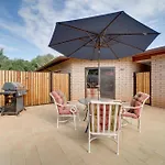 Sedona Home On 1 Acre With Pool And Red Rock Views!