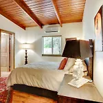 Sedona Home With Private Hot Tub And Red Rock Views!