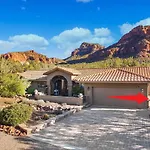 Mammoth Rock Oasis Villa-Hot Tub & Free Pets