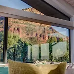 Sedona Red Rock Bliss Views Inside & Out, Private Deck To Enjoy Sunrise Or Sunset!