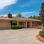New Secluded Mountain Shadows Escape With Sunroom Spa