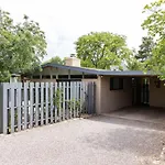Quaint Uptown Sedona Home Walking Distance To Shops