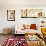 Quaint Uptown Sedona Home Walking Distance To Shops
