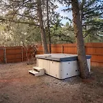 Huge Sedona Compound Gym Two Spas Casitas Pond