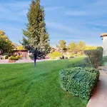 Oak Creek Estados Holiday Condo