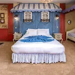 Adobe Grand Villas