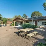 Enjoy Redrock Views W A Fire Pit Cornhole Games At Sedona Starlite