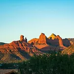 Hot Tub Game Room Stargazing And Mountain Views At Happy Javelina