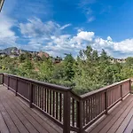 Manzanita - Omg Amazing Views Hot Tub Walking Distance To All Uptowns Restaurants Shops