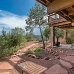 Manzanita - Omg Amazing Views Hot Tub Walking Distance To All Uptowns Restaurants Shops