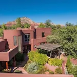 Sedona Family Desert Home - Hot Tub & Scenic Views
