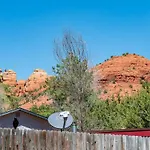 Mountain Bike Retreat For Family Trail Access