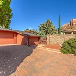 Spectacular House With 2 Master Suites In Sedona\'S High End Subdivision Living!