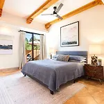 Panoramic Sedona Views, Game Room, Pool, Hot Tub!
