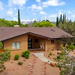 Huge Sedona Compound Gym Two Spas Casitas Pond