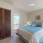 That 70\'S House