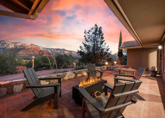 Unrivaled Views Large Uptown Home With Swimspa And Sauna