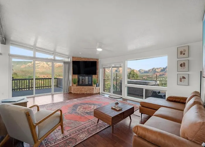 Luxury Uptown Home With Views And Hot Tub