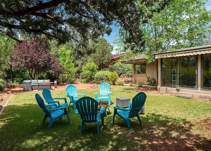 New Secluded Mountain Shadows Escape With Sunroom Spa