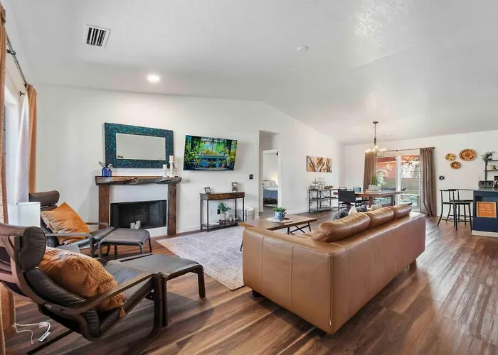 Perfect 3Br Minutes To Coffee Pot Trails