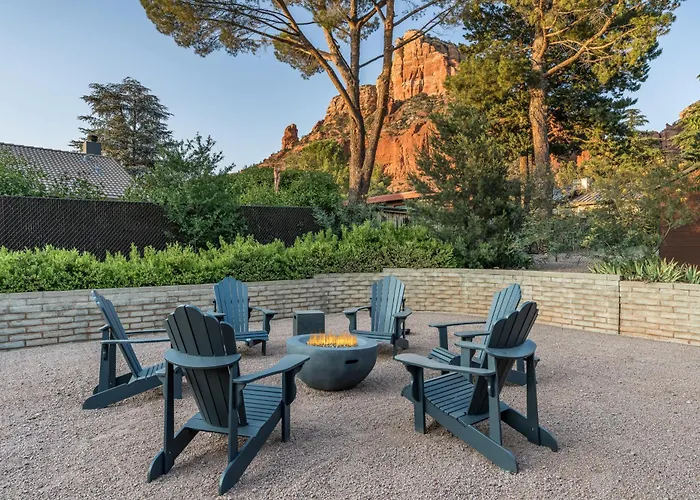 Enjoy Redrock Views W A Fire Pit Cornhole Games At Sedona Starlite