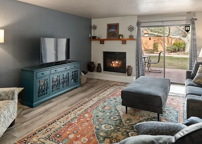 Charming Sedona Stay With Community Spa & Pool