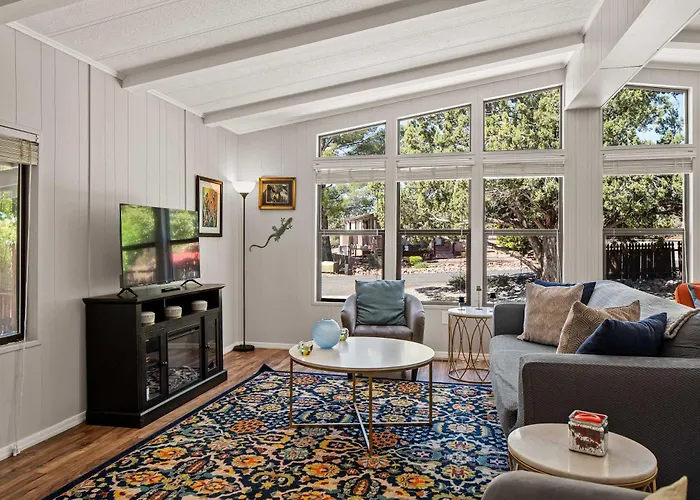 Red Rock Getaway With Jacuzzi In West Sedona For Family
