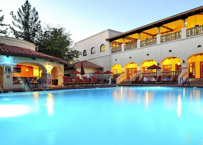 Los Abrigados Resort And Spa