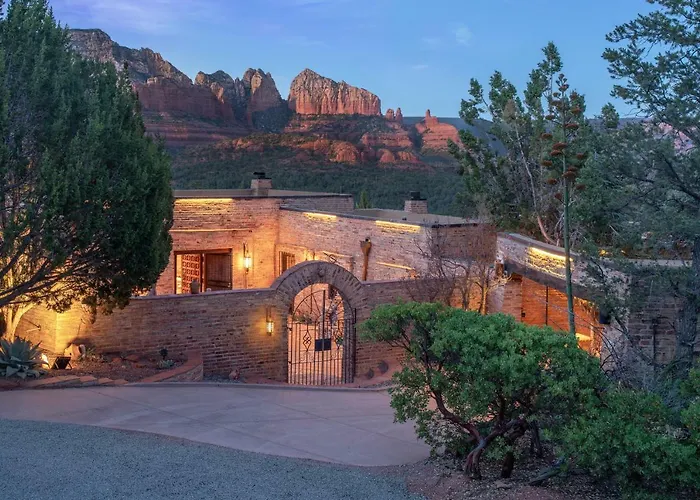 Private, Modern, Luxury Studio With Unmatched Red Rock Views Private Trail Head - Enjoy On Property Sauna, Aromatherapy Steam Room, Hot Tub, Pools And Wellness Services