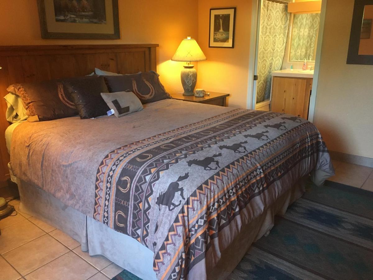 Apple Orchard - Adult Only 3*